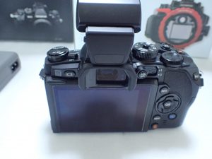 中古水中カメラ用品 OLYMPUS オリンパス ミラーレス一眼 OM-D E-M1ボディ + 防水プロテクターPT-EP11 セット