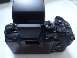中古水中カメラ用品 OLYMPUS オリンパス ミラーレス一眼 OM-D E-M1ボディ + 防水プロテクターPT-EP11 セット