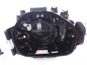 中古水中カメラ用品 オリンパス E-M1用防水プロテクターPT-EP11