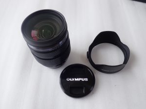 中古品 オリンパス OM-D E-M1 ミラーレス一眼 ブラックボディー、12-40mm F2.8 レンズキット