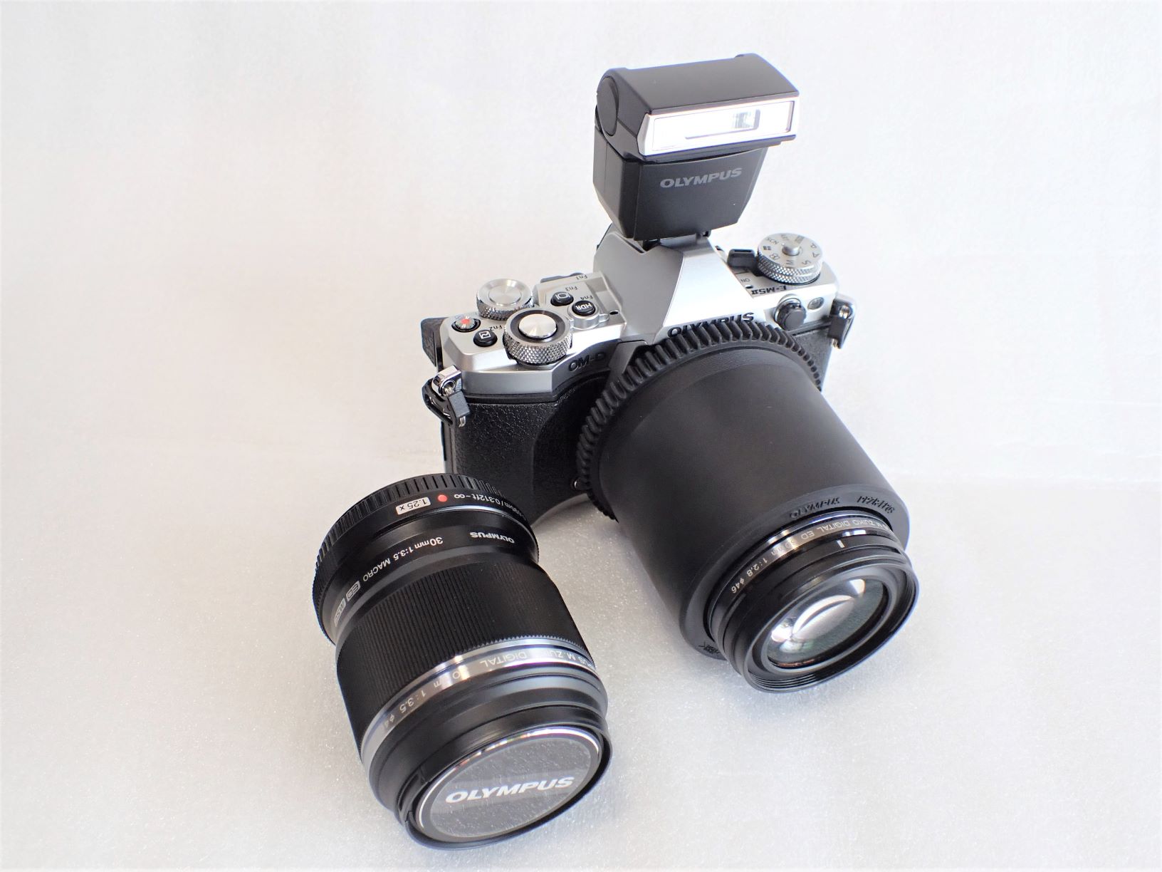 M.ZUIKO DIGITAL ED 30mm F3.5 MacroとM.ZUIKO DIGITAL ED 60mm F2.8 Macroについて