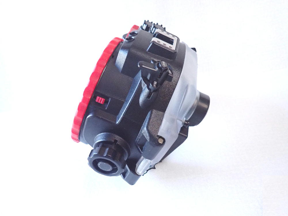 中古水中カメラ機材 OLYMPUS PT-EP11ハウジング MPBK-04両手グリップ付き