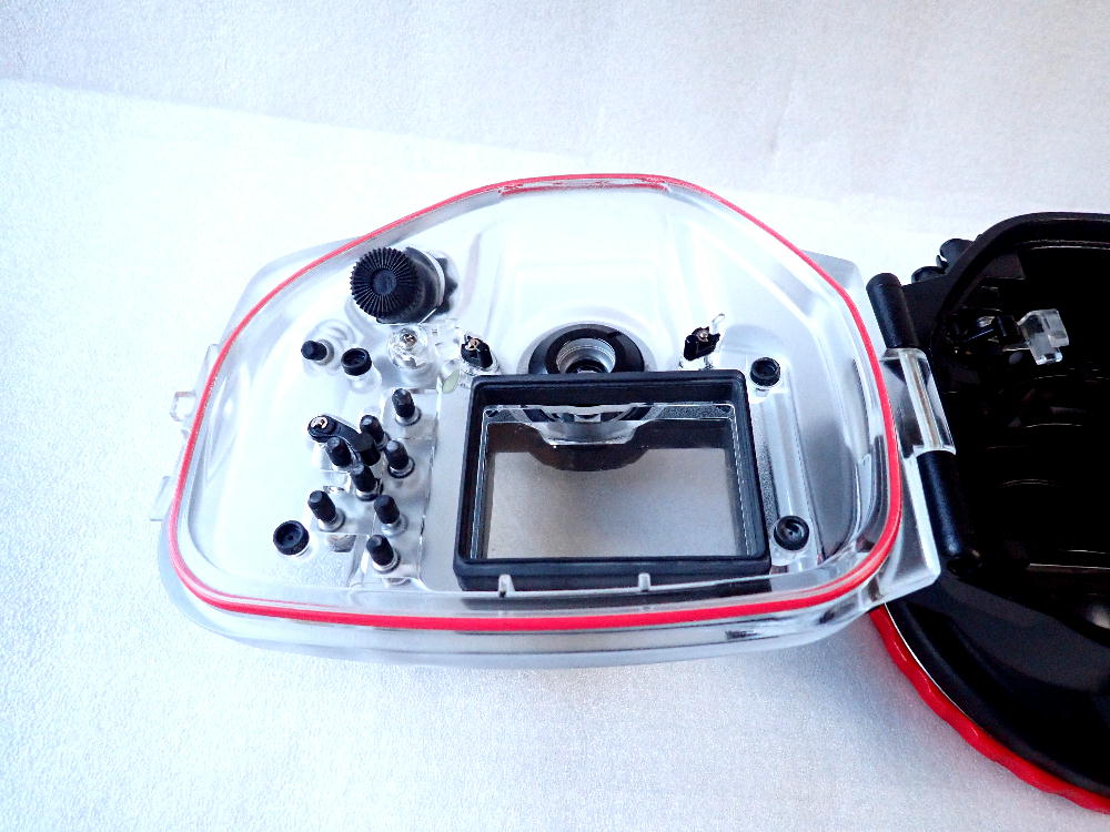 中古水中カメラ機材 OLYMPUS PT-EP11ハウジング MPBK-04両手グリップ付き