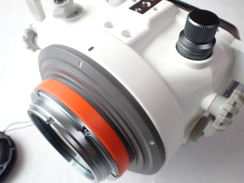 AOI UH-A7CII-WHTホワイトボディハウジング